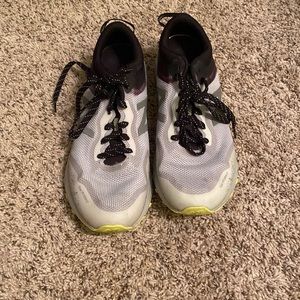 Women’s size 9 new balance